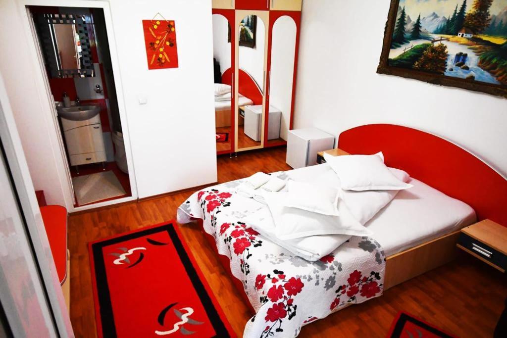 Casa Stefanut Hotel Moeciu De Sus Ngoại thất bức ảnh