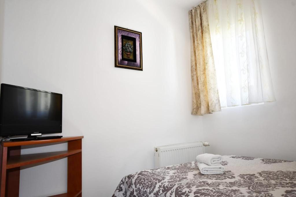 Casa Stefanut Hotel Moeciu De Sus Ngoại thất bức ảnh