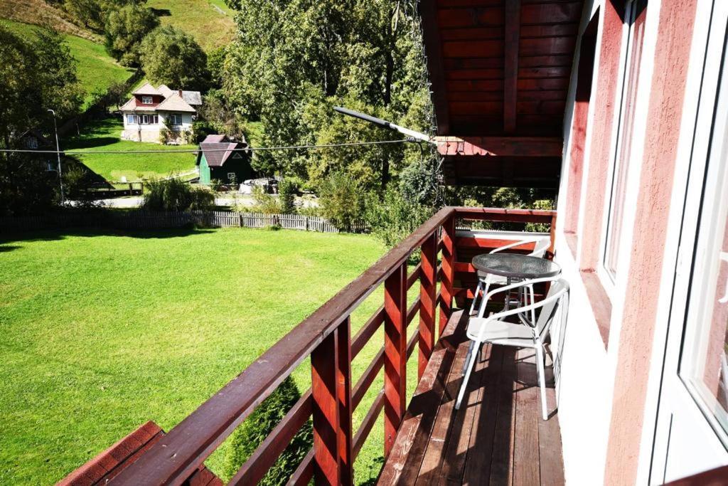 Casa Stefanut Hotel Moeciu De Sus Ngoại thất bức ảnh